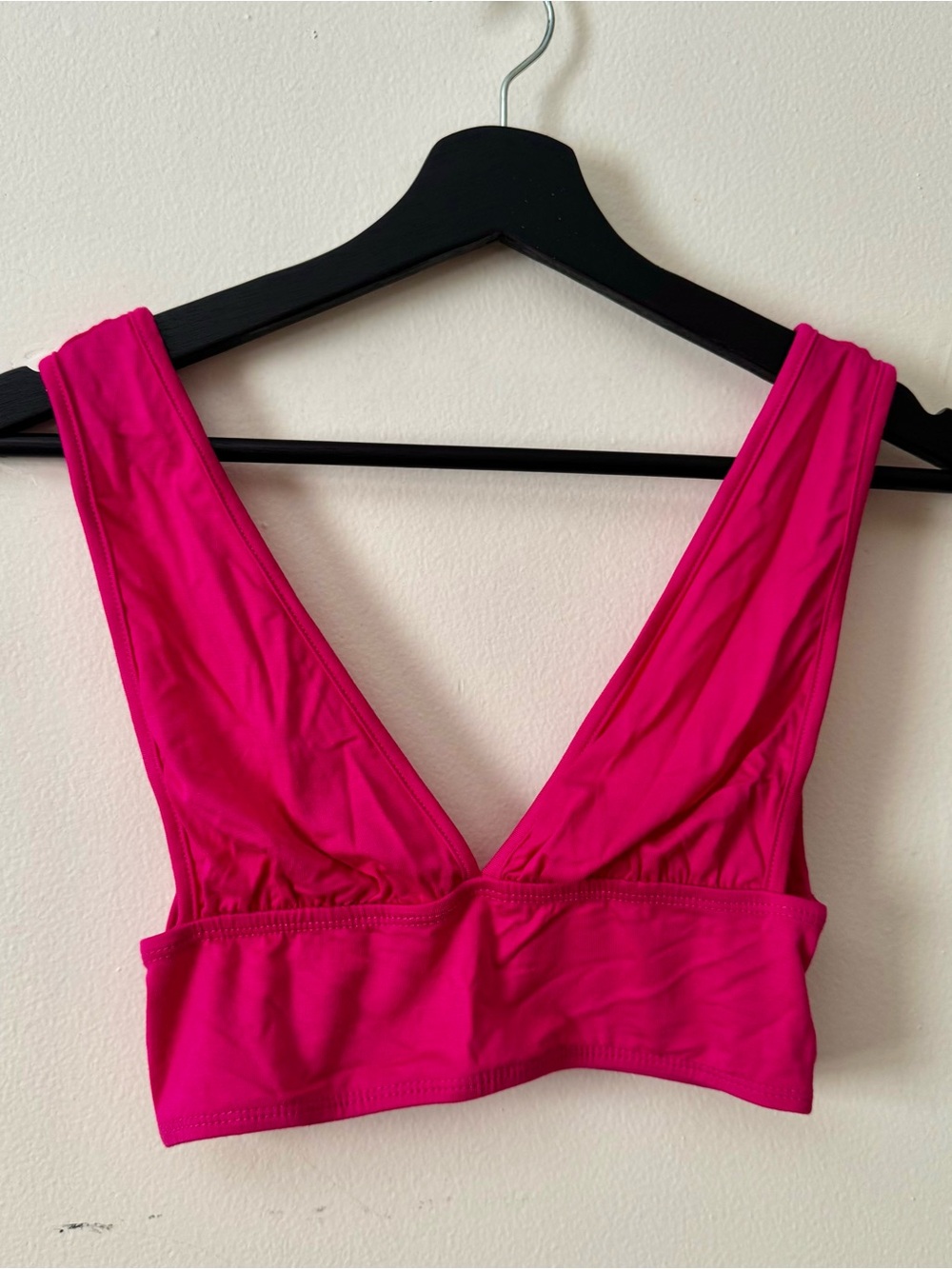Plunging V-Neck Top-bralettes in Fuchsia